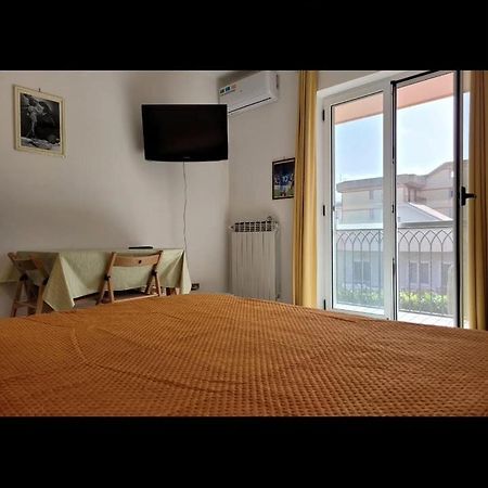 Bed and Breakfast La Smorfia Скафати Экстерьер фото