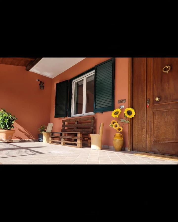 Bed and Breakfast La Smorfia Скафати Экстерьер фото